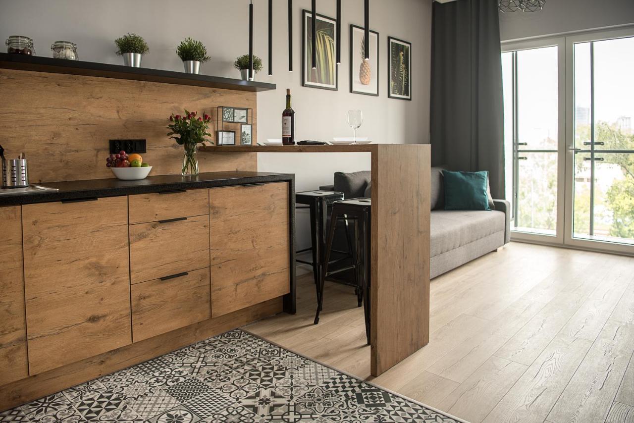Wola Loft Apartment Varşovia Exterior foto